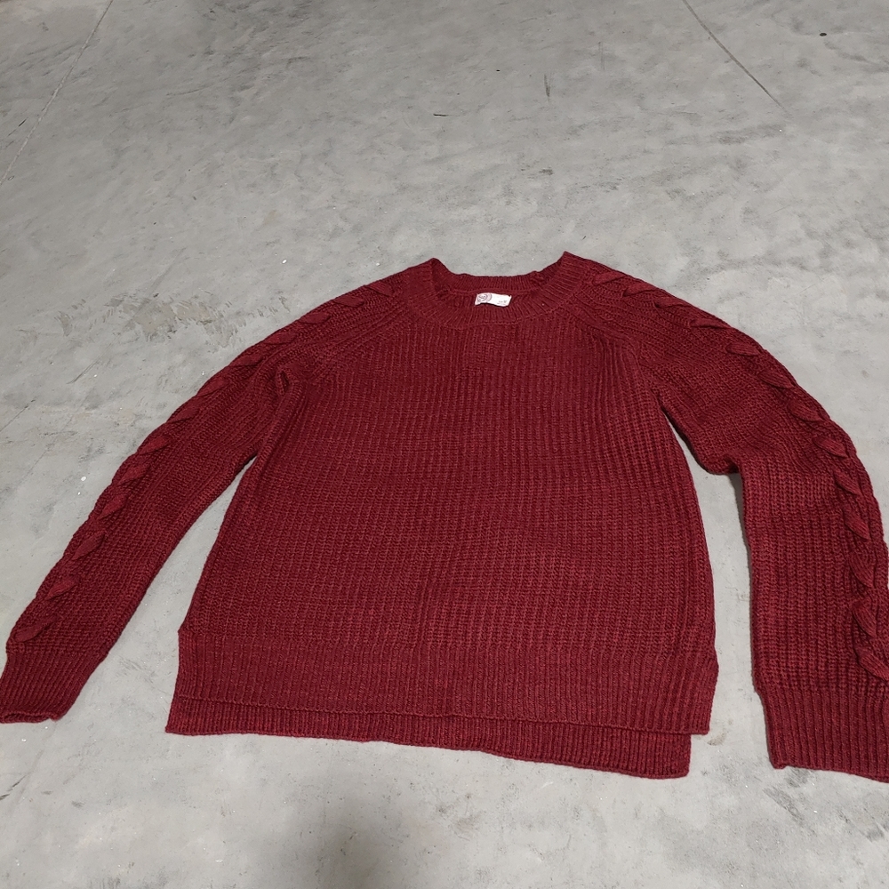 Sweatshirt